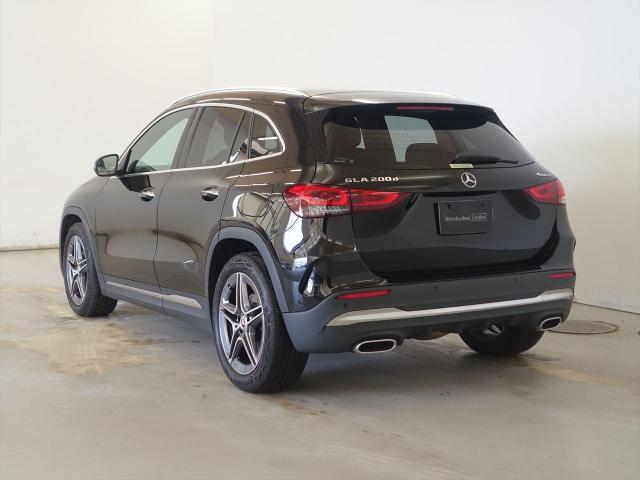GLA200 d 4MATIC AMGラインパッケージ