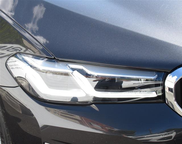 523d xDrive ラグジュアリー エディションジョイ+