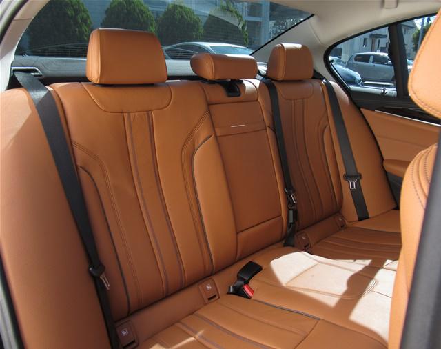 523d xDrive ラグジュアリー エディションジョイ+