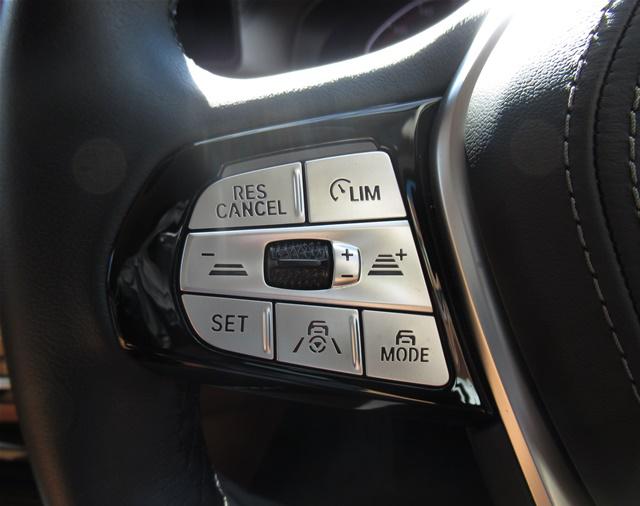 523d xDrive ラグジュアリー エディションジョイ+