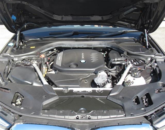 523d xDrive ラグジュアリー エディションジョイ+