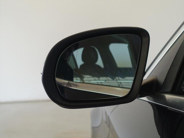 C200 ローレウスエディション レザーエクスクルーシブパッケージ・レーダーセーフティパッケージ・スポーツプラスパッケージ