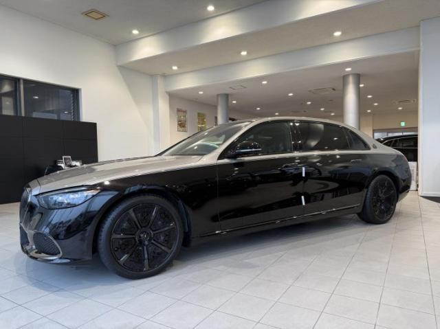 マイバッハ S580 4M ナイトエディション