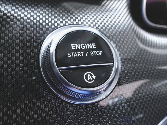 C200 ステーションワゴン アバンギャルド AMGラインパッケージ ベーシックパッケージ レザーエクスクルーシブパッケージ