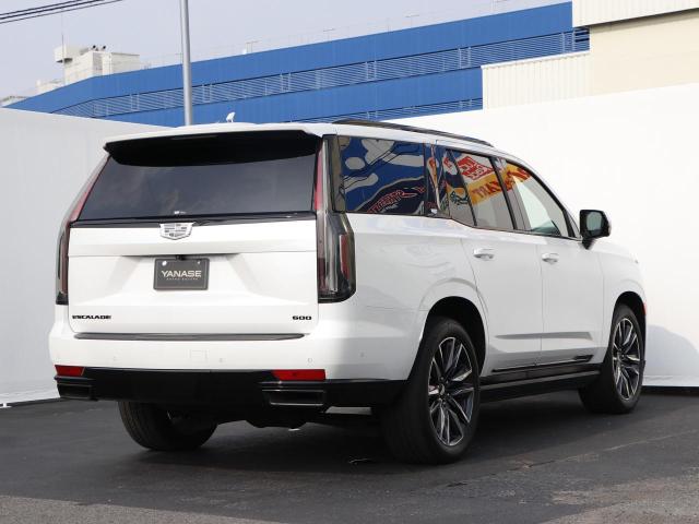 キャデラックエスカレード スポーツ