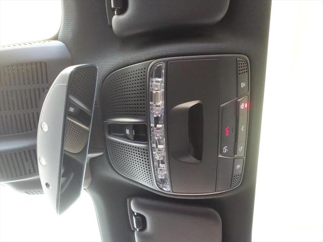 E220 d スポーツ AMGラインインテリアパッケージ・エクスクルーシブパッケージ