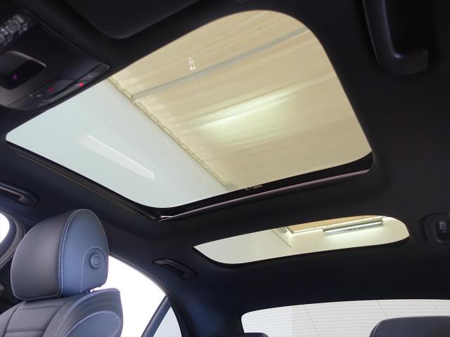 E220 d スポーツ AMGラインインテリアパッケージ・エクスクルーシブパッケージ