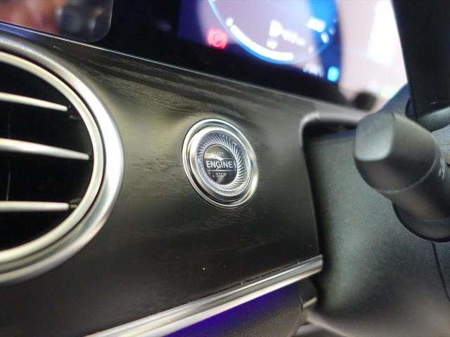 E220 d スポーツ AMGラインインテリアパッケージ・エクスクルーシブパッケージ