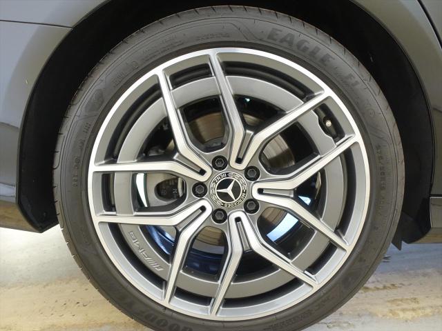 E220 d スポーツ AMGラインインテリアパッケージ・エクスクルーシブパッケージ