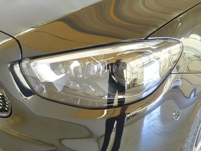 E220 d スポーツ AMGラインインテリアパッケージ・エクスクルーシブパッケージ