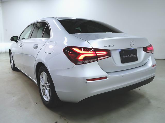 A180 スタイル セダン レーダーセーフティーパッケージ ナビゲーションパッケージ