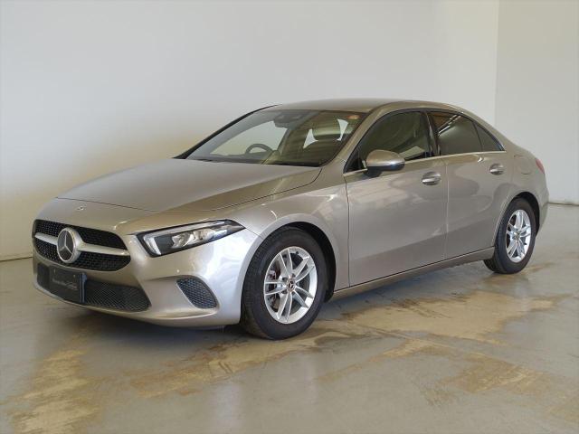 A180 セダン レーダーセーフティパッケージ・ナビゲーションパッケージ