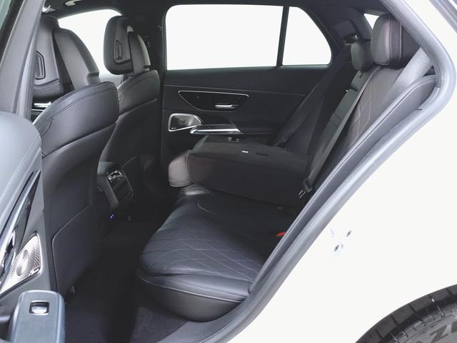 E220 d ステーションワゴン アバンギャルド AMGラインパッケージ  アドバンスドパッケージ  デジタルインテリアパッケージ レザーエクスクルーシブパッケージ