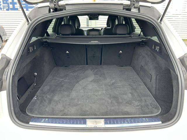 E220 d ステーションワゴン アバンギャルド AMGラインパッケージ  アドバンスドパッケージ  デジタルインテリアパッケージ レザーエクスクルーシブパッケージ