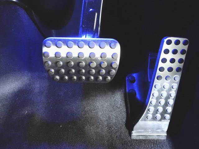 E220 d ステーションワゴン アバンギャルド AMGラインパッケージ  アドバンスドパッケージ  デジタルインテリアパッケージ レザーエクスクルーシブパッケージ