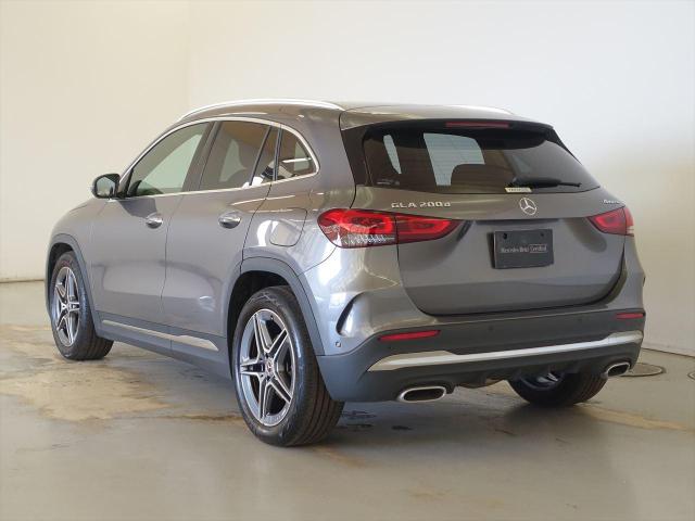 GLA200 d 4MATIC AMGラインパッケージ