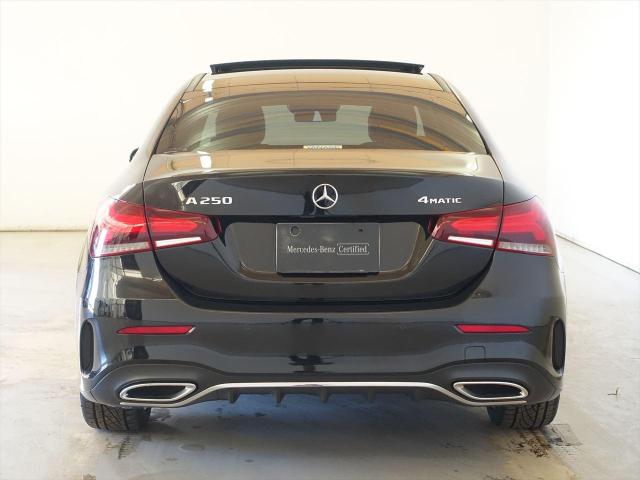 A250 4MATIC セダン AMGライン AMGレザーエクスクルーシブパッケージ・レーダーセーフティパッケージ・アドバンスドパッケージ・ナビゲーションパッケージ
