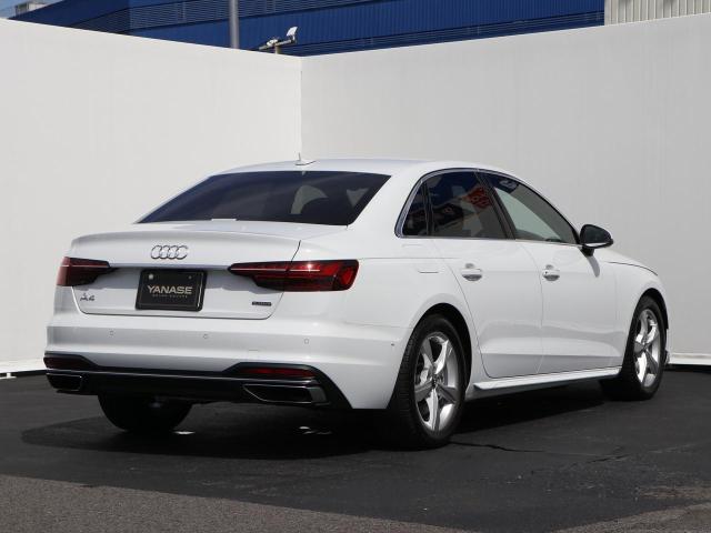 A4 45 TFSI クワトロ アドバンスド