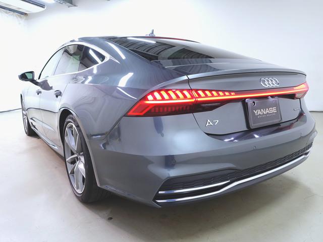 A7 スポーツバック 45 TFSI クワトロ Sラインパッケージ