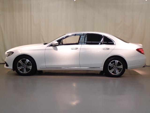 E200 4マチック アバンギャルド