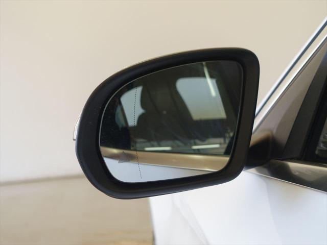 C200 アバンギャルド AMGライン レザーエクスクルーシブパッケージ