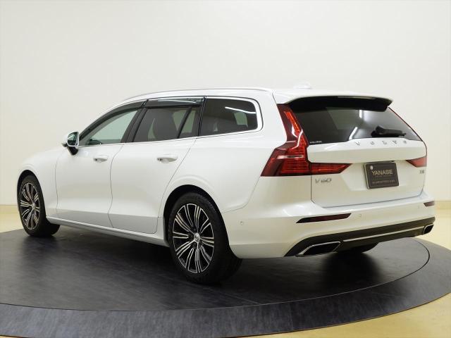 ボルボ V60 T5 インスクリプション