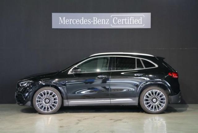 GLA200 d 4MATIC AMGラインパッケージ