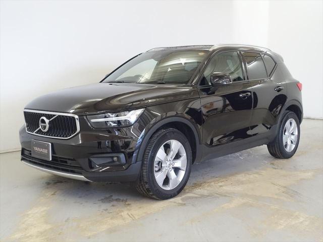 XC40 B4 AWD モメンタム