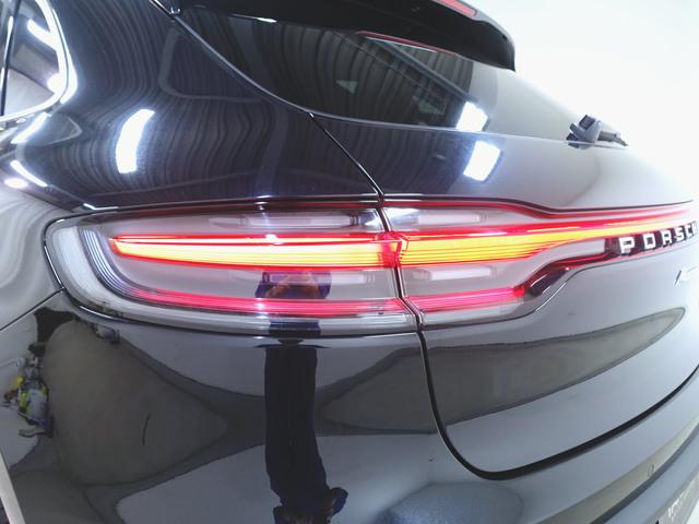 マカン ベースグレード