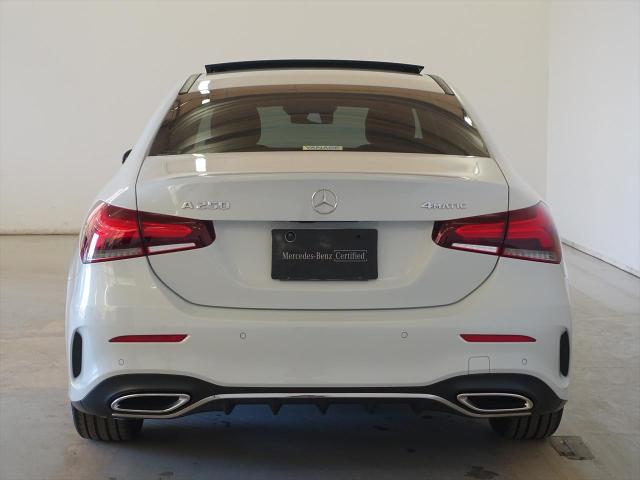 A250 4MATIC セダン AMGライン AMGレザーエクスクルーシブパッケージ・レーダーセーフティパッケージ・アドバンスドパッケージ・ナビゲーションパッケージ