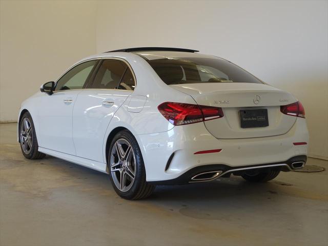 A250 4MATIC セダン AMGライン AMGレザーエクスクルーシブパッケージ・レーダーセーフティパッケージ・アドバンスドパッケージ・ナビゲーションパッケージ