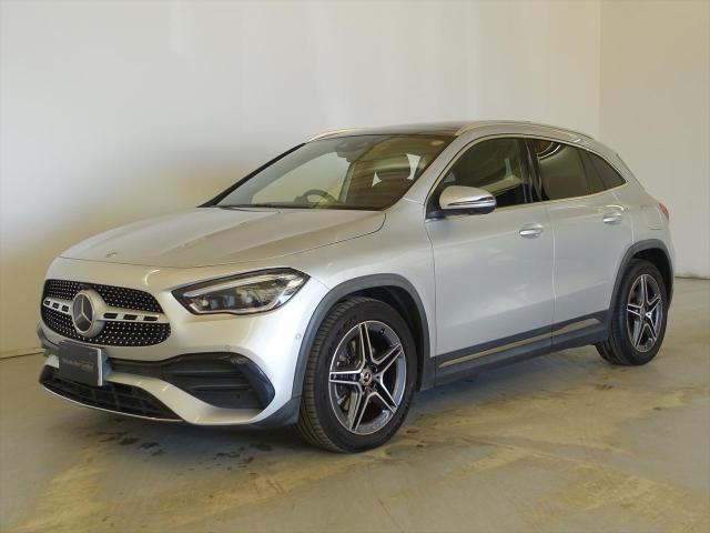 GLA200 d 4MATIC AMGライン ナビゲーションパッケージ