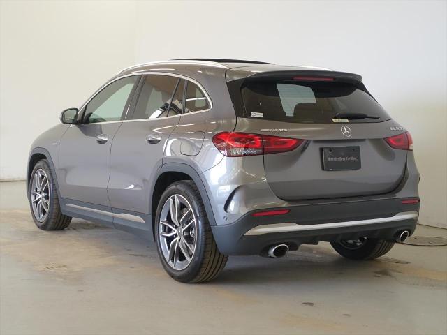 メルセデス‐AMG GLA35 4MATIC