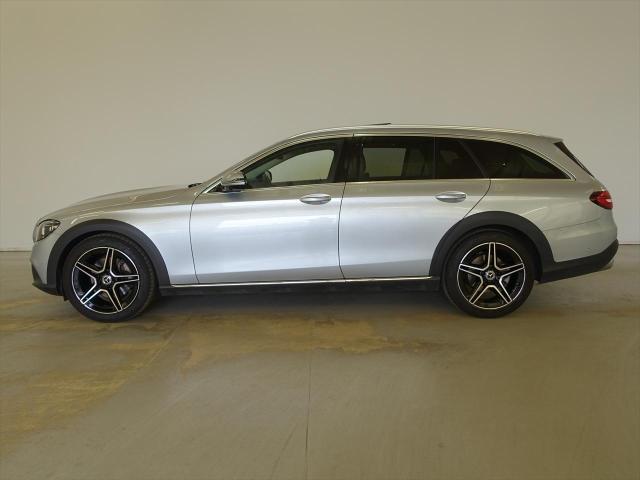 E220 d 4MATIC オールテレイン エクスクルーシブパッケージ