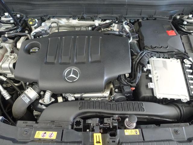 GLB200 d 4MATIC AMGラインパッケージ・AMGレザーエクスクルーシブパッケージ・アドバンスドパッケージ