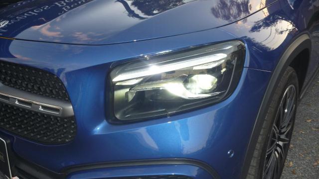 GLB180 AMGラインパッケージ・AMGレザーエクスクルーシブパッケージ・アドバンスドパッケージ