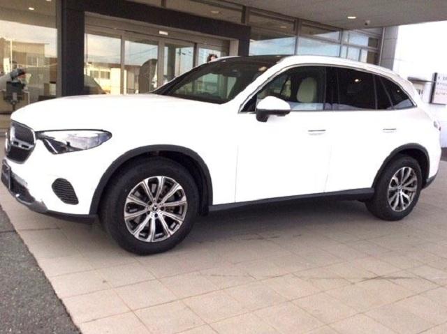 GLC220 d 4マチック レザーエクスクルーシブパッケージ