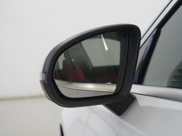 A200 d セダン AMGラインパッケージ・AMGレザーエクスクルーシブパッケージ・アドバンスドパッケージ