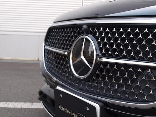 E200 アバンギャルド AMGラインパッケージ・レザーエクスクルーシブパッケージ・アドバンスドパッケージ・デジタルインテリアパッケージ