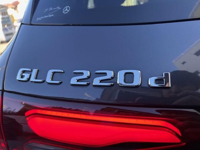 GLC220 d 4MATIC AMGラインパッケージ・AMGレザーエクスクルーシブパッケージ・ドライバーズパッケージ