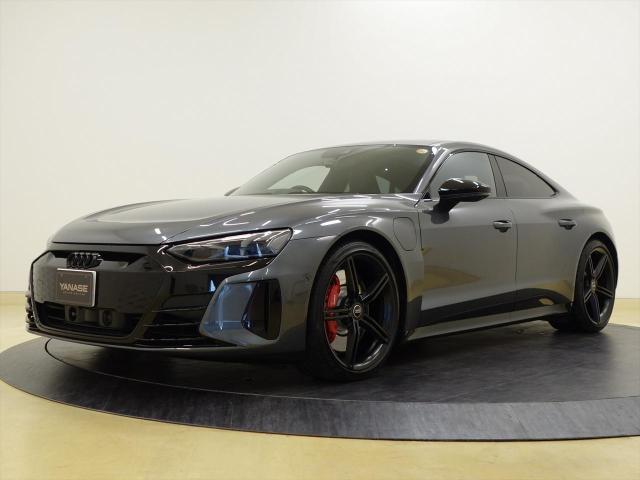アウディ RS e-トロンGT ベースグレード ブラックスタイリングパッケージ テクノロジーパッケージ ダイナミックパッケージプラス RSデザインパッケージプラス