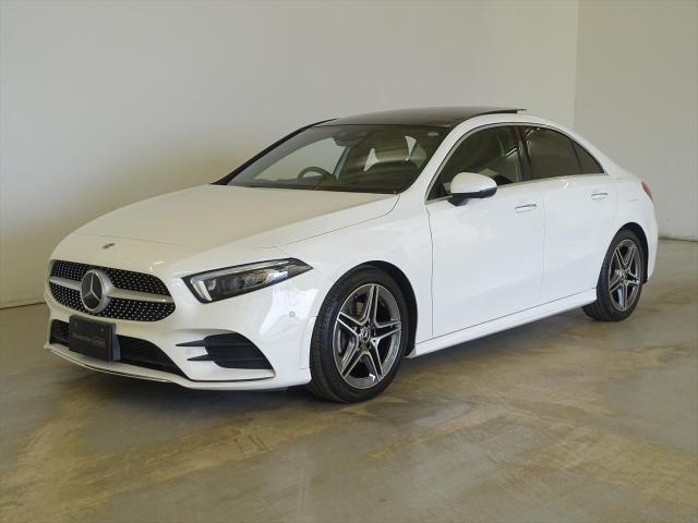 A180 スタイル セダン AMGライン AMGレザーエクスクルーシブパッケージ・レーダーセーフティパッケージ・アドバンスドパッケージ・ナビゲーションパッケージ