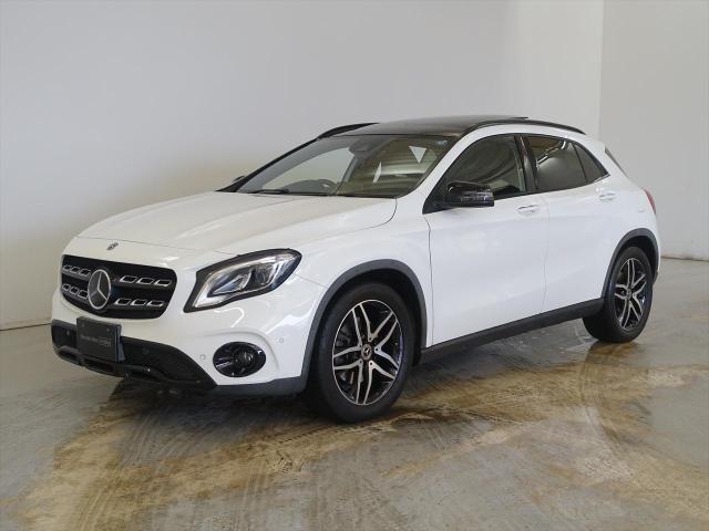 GLA250 4MATIC レザーエクスクルーシブパッケージ・レーダーセーフティパッケージ