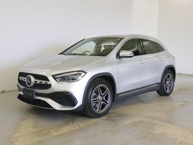 GLA200 d 4MATIC AMGライン ナビゲーションパッケージ