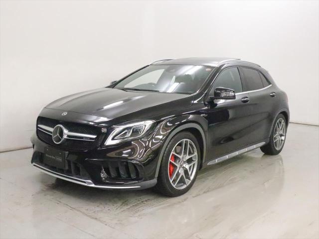 メルセデス‐AMG GLA45 4MATIC