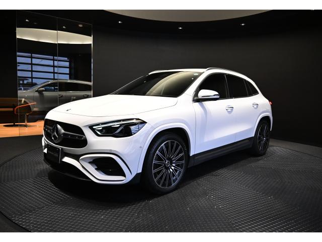 GLA200 d 4MATIC AMGラインパッケージ