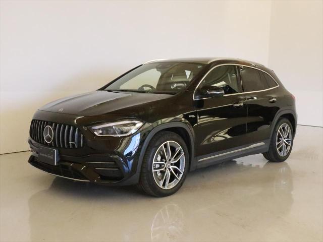 メルセデス‐AMG GLA35 4MATIC AMGパフォーマンスパッケージ・AMGアドバンスドパッケージ