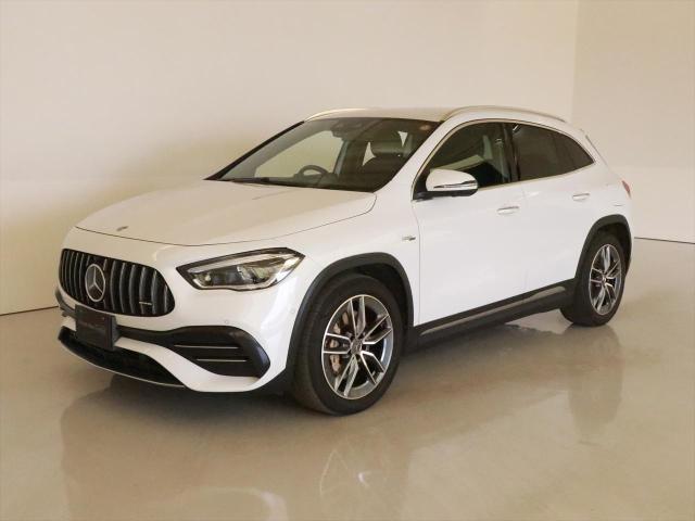 メルセデス‐AMG GLA35 4MATIC