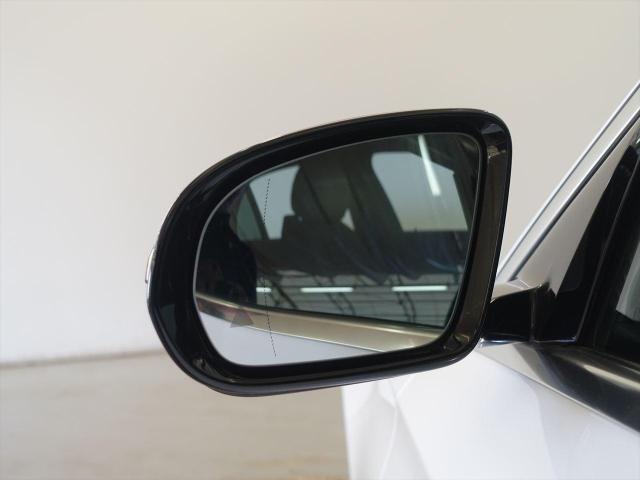 E200 スポーツ AMGラインインテリアパッケージ・エクスクルーシブパッケージ