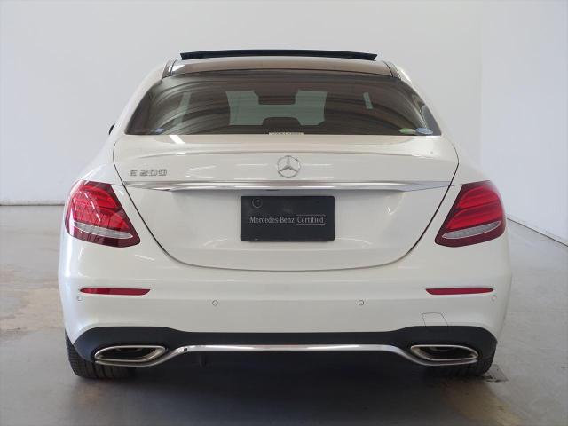 E200 アバンギャルド スポーツ レザーエクスクルーシブパッケージ